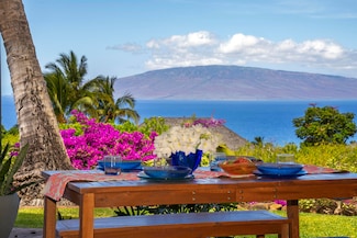 23 E Huapala Place, Lahaina, HI 96761