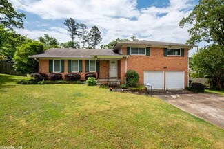 3 Loretta Cir, Little Rock, AR 72227