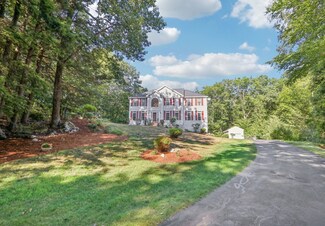 118 Emerald Dr, Danville, NH 03819