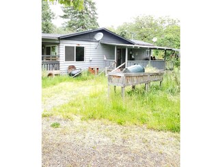 3195 Glenbrook Loop Rd, Riddle, OR 97469