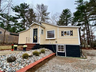 28 Echo Rd, Chepachet, RI 02814