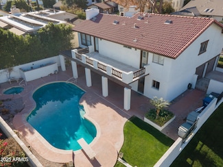 1302 E Steamboat Bend Dr, Tempe, AZ 85283