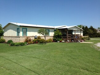 228 Harned Rd, Elgin, OK 73538