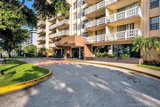 15600 NW 7th Ave Unit 717, Miami, FL 33169