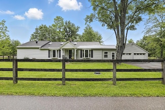 3174 Pennington Ln, Williamsburg, OH 45176