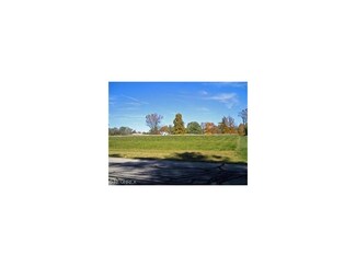 3091 Rainbow Ln, Richfield, OH 44286