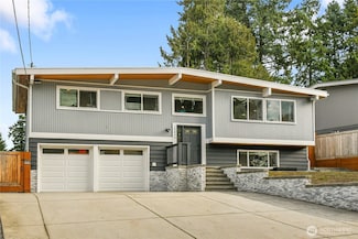 15836 43rd Ave S, Tukwila, WA 98188