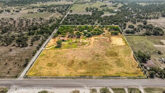 137 Hogg Mountain Rd, Mineral Wells, TX 76067