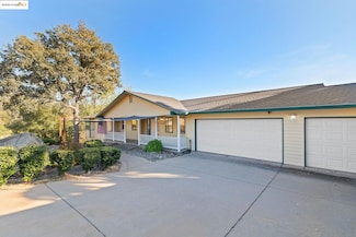 12929 Covey Cir, Sonora, CA 95370