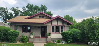 1913 W Koenig St, Grand Island, NE 68803