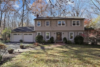 10 Silvermine Dr, South Salem, NY 10590