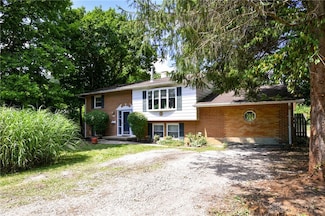 117 Allen St, Yellow Springs, OH 45387