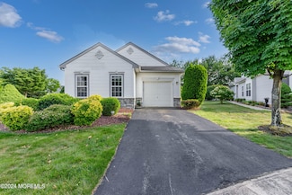 12 Stafford Ct, Manchester Township, NJ 08759