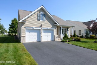 56 Redwood Dr, Asbury Park, NJ 07712