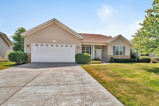 502 Birchwood Dr, Yorkville, IL 60560
