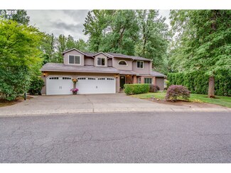 5670 Charles Cir, Lake Oswego, OR 97035
