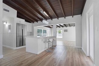 1025 SW 22nd Terrace, Fort Lauderdale, FL 33312