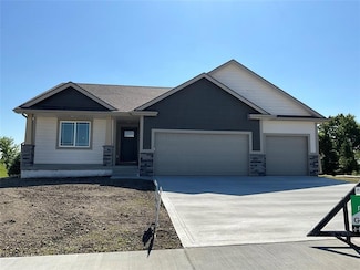 3423 5th Ave SE, Altoona, IA 50009