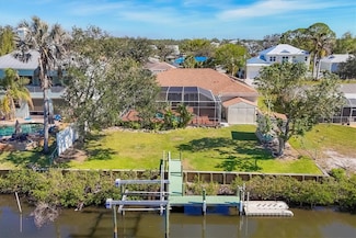 907 Garland Ave, Nokomis, FL 34275