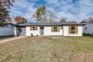 315 W Little Creek Rd, Cedar Hill, TX 75104
