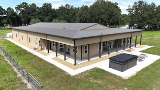 2051 SE 155th St, Summerfield, FL 34491