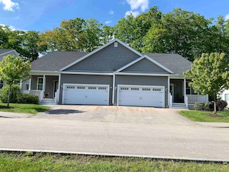 54 Cielo Dr, Dover, NH 03820