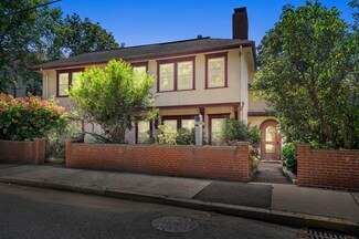 296 Tappan St Unit 2, Brookline, MA 02445