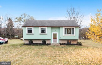 197 Mccoury Rd, Nottingham, PA 19362