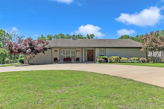 598 W 81st St, Tulsa, OK 74132