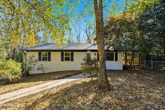 2416 Alberta Dr, Knoxville, TN 37920