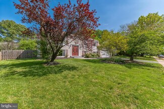 12626 Pinecrest Rd, Herndon, VA 20171