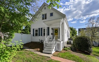 29 Summit St, Salem, MA 01970