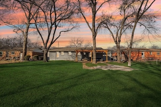 312 Souder Dr, Hurst, TX 76053