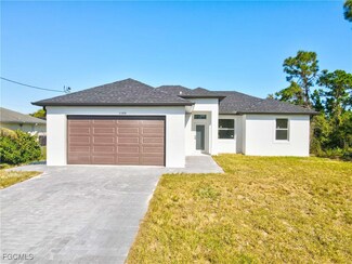1109 Cummings St E, Lehigh Acres, FL 33974