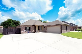 165 Derusso St, Houma, LA 70364