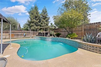 1188 Palo Alto St, Tulare, CA 93274