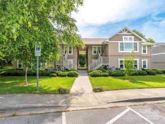 91 Morningside Ln, Hendersonville, NC 28792