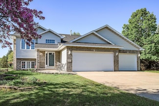 3062 196th Ave NE, Cedar, MN 55011