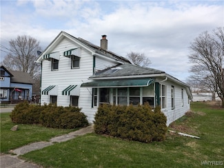 114 Hamilton St, Wayland, NY 14572
