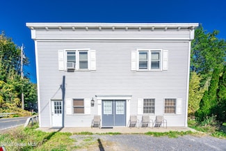 725 New Salem Rd, Voorheesville, NY 12186
