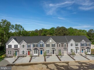 33 Chesapeake Ln Unit A, La Plata, MD 20646