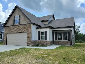2105 Red Barn Rd, Christiana, TN 37037