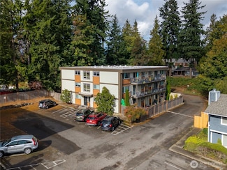 7505 212th St SW Unit C301, Edmonds, WA 98026