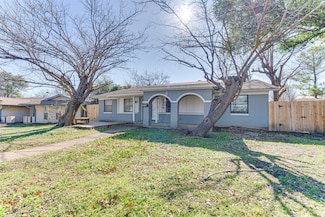 3908 Cody Ct, Irving, TX 75062