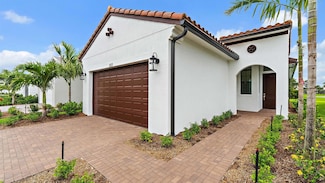 203 SE Via Sangro, Port Saint Lucie, FL 34952