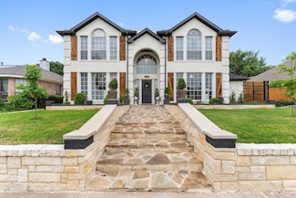 925 Micarta Dr, Mesquite, TX 75181