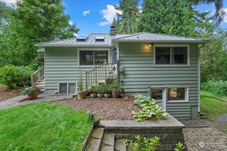 12031 Dave Rd, Redmond, WA 98052