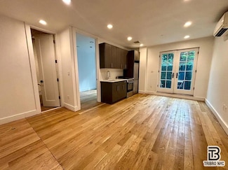 236 N 11th St Unit 1B, Brooklyn, NY 11211