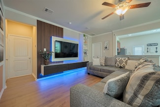 8113 E Pine Creek Bend, Cypress, TX 77433