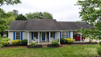 3124 Banks St, Lincolnton, NC 28092